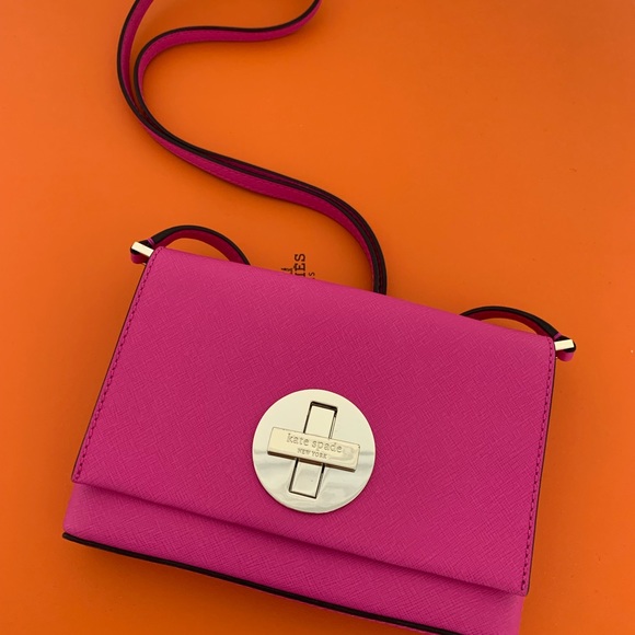 kate spade Handbags - Kate Spade Cross Body Bag Purse